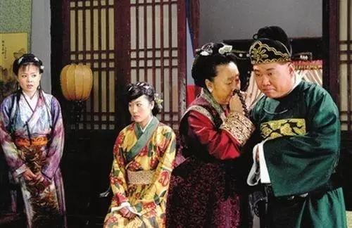 国产情景剧情在线观看,笑对生活，共度美好时光